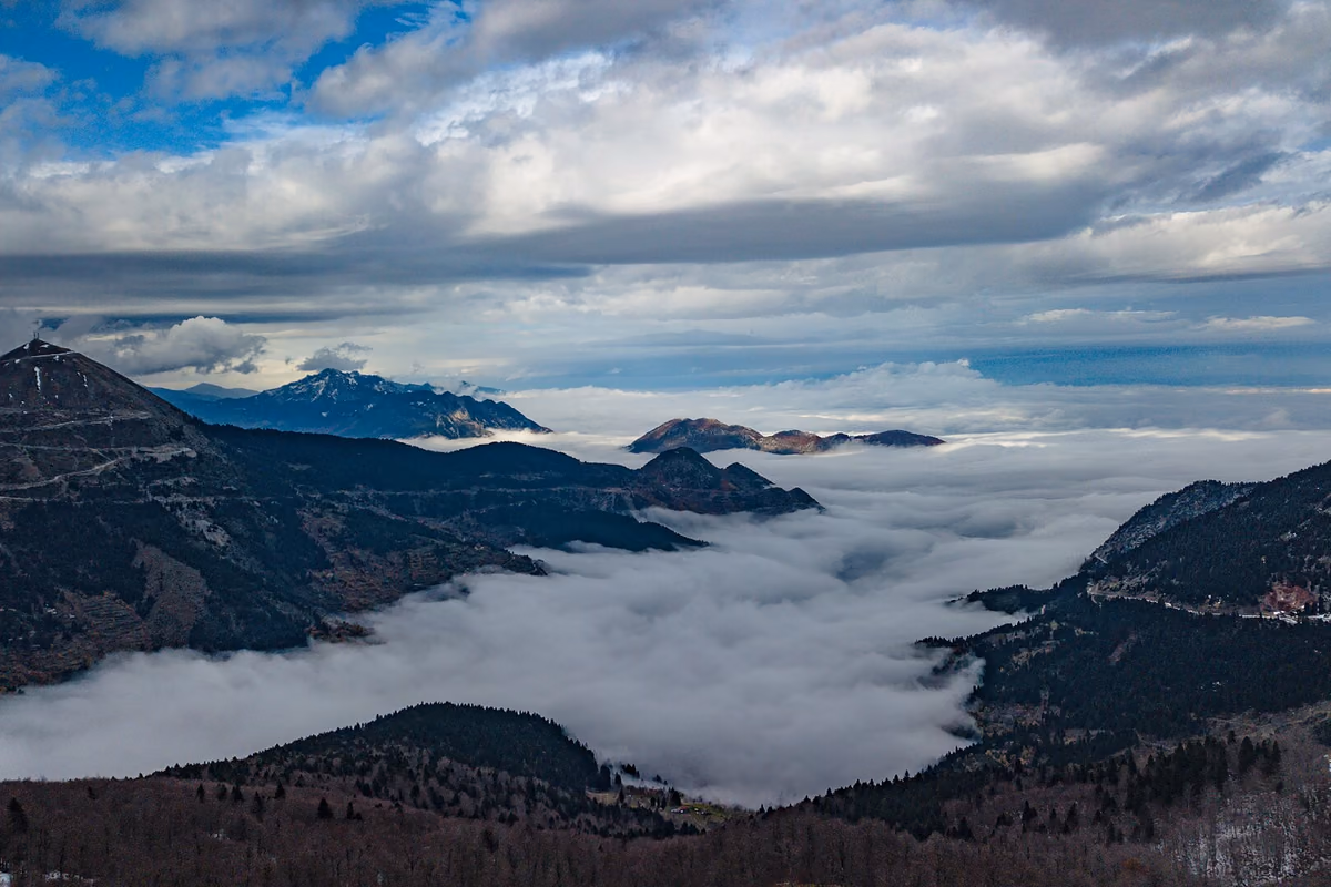 A sea of cloud in the valleys below Agios Nikolaos, November 2018